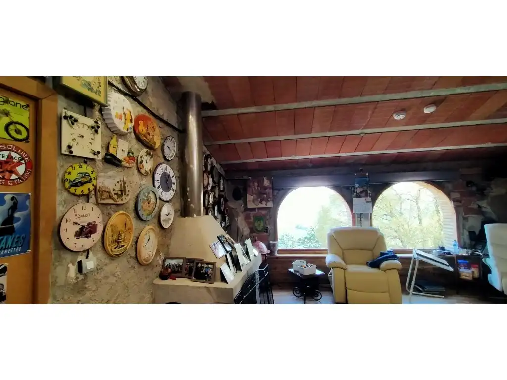 Sala de estar de Finca rústica en venta en Amer con Aire acondicionado