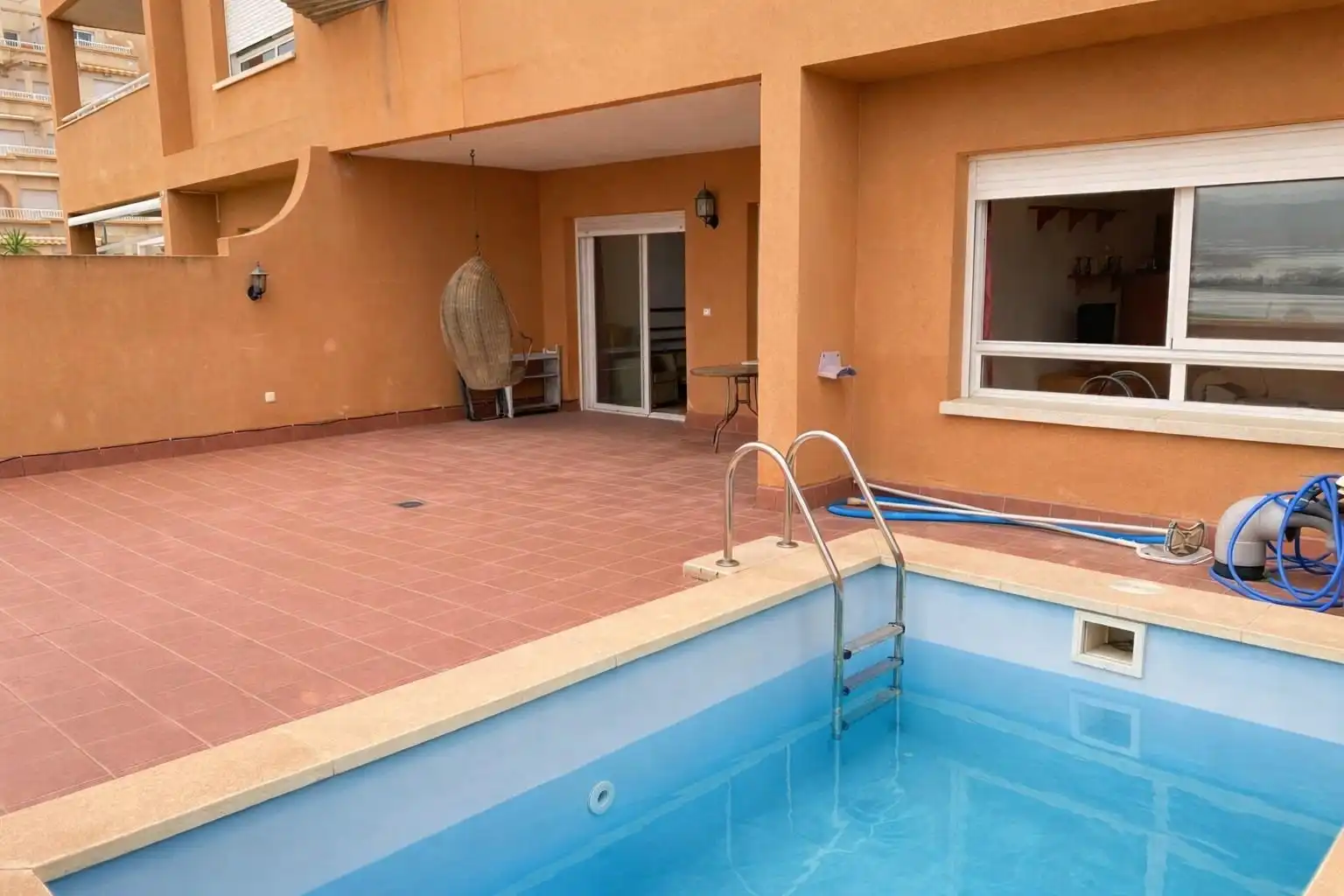 Piscina de Piso en venta en Águilas con Aire acondicionado, Terraza y Trastero