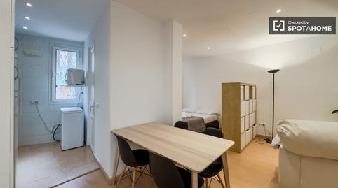 Photo 2 of Study to share in Hostafrancs, Barcelona