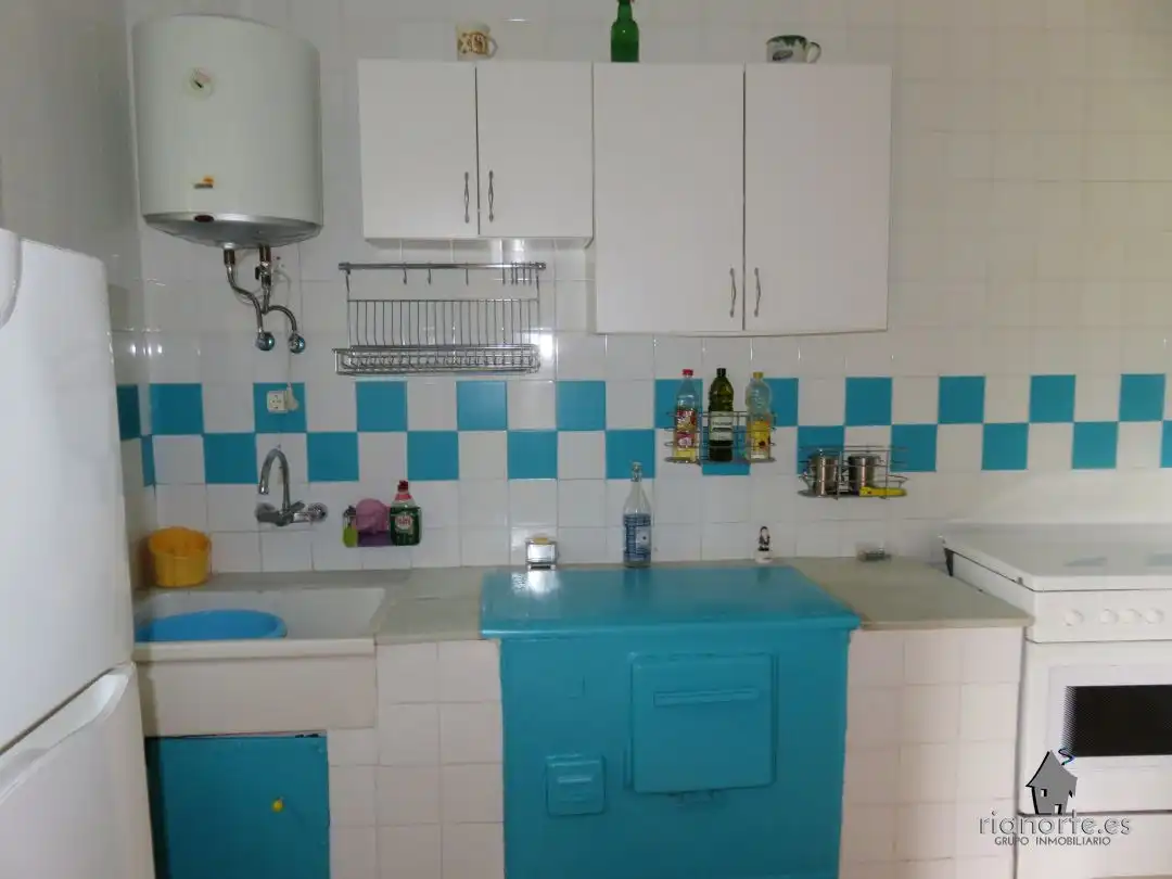 Cocina de Casa o chalet en venta en Ribadesella con Calefacción, Jardín privado y Amueblado