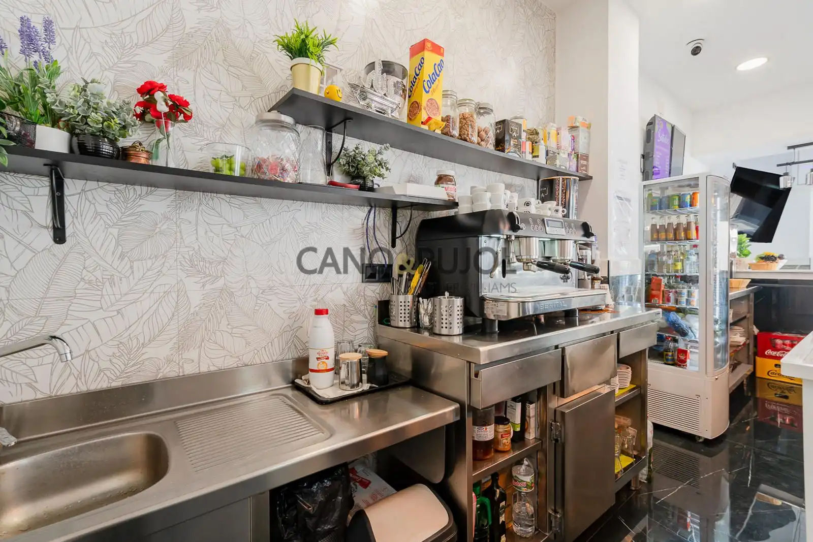 Local comercial en venda a Llevant, imagen 28