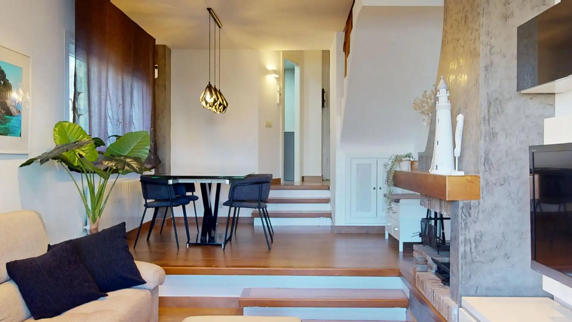 Sala de estar de Casa adosada en venta en Castell d'Aro, Platja d'Aro i s'Agaró con Aire acondicionado, Calefacción y Jardín privado