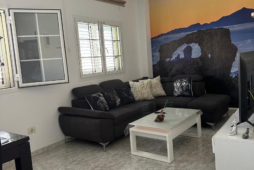 Foto 1 de Piso en venta en Calle Pintor Pepe Dámaso, Tamaraceite, Las Palmas