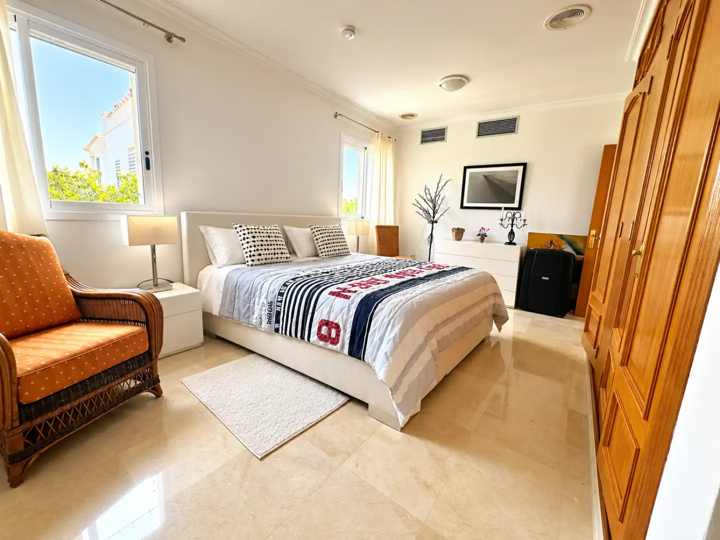 Bedroom of Houses for sale in Son Verí