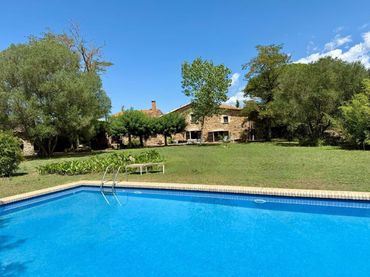 Casa rustica con piscina in vendita a Camino de Cal Soldat