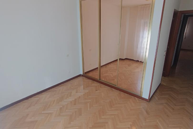 Foto 1 de Pis de lloguer a Calle del Diamante, Los Rosales, Madrid