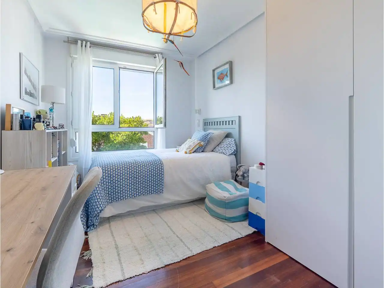 Casa con piscina en venta en Calle Arturo Campión 40, imagen 32