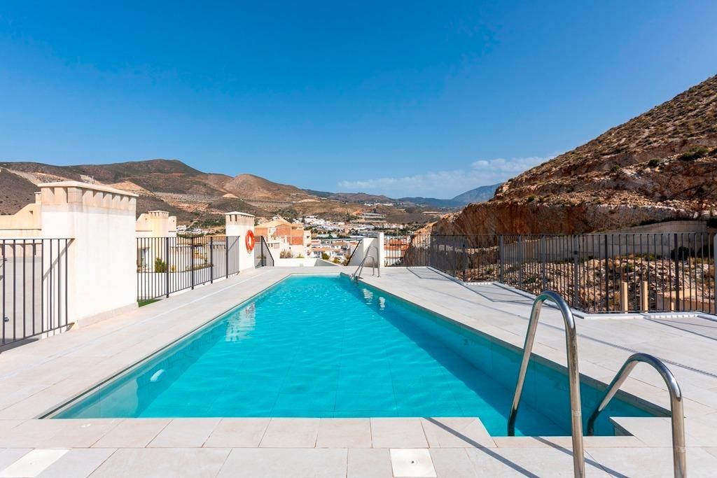 Swimming pool of Flat for sale in Gualchos  with Air Conditioner, Heating and Terrace