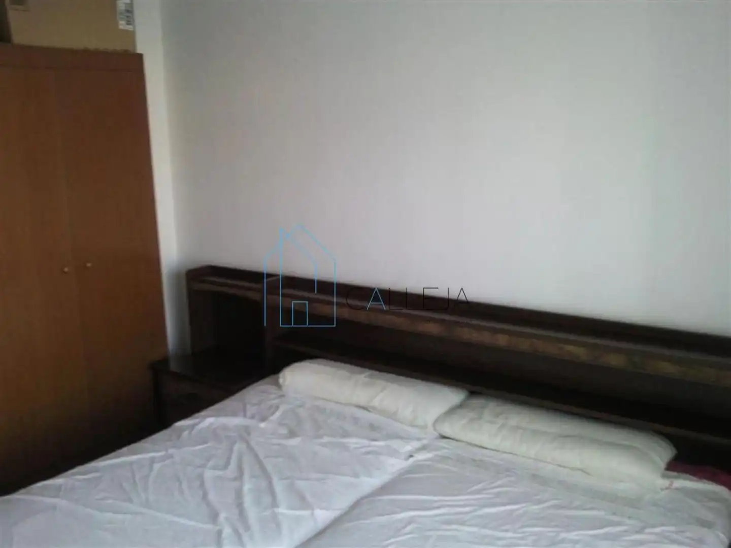 Habitación de Piso en venta en Ourense Capital  con Calefacción y Trastero