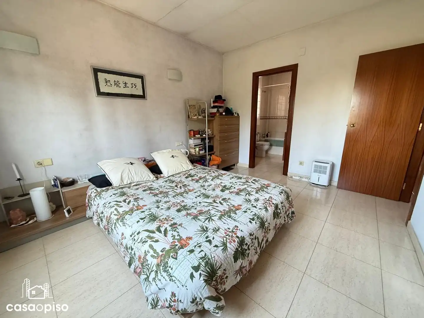 Habitación de Casa adosada en venta en Santa Perpètua de Mogoda con Calefacción y Terraza