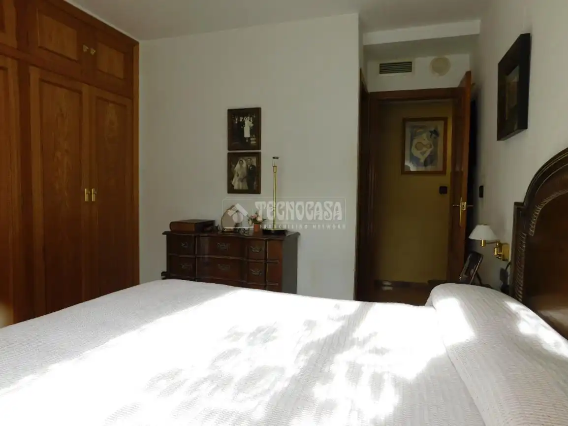 Habitación de Piso en venta en Zaragoza con Aire acondicionado, Calefacción y Terraza