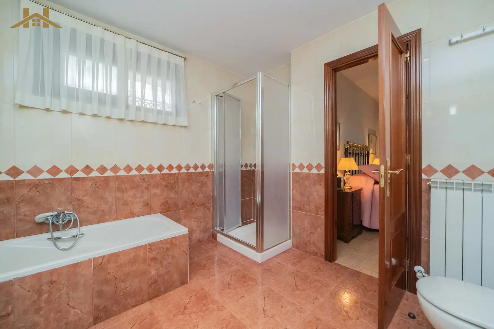 Bany de Casa o xalet en venda en Villaviciosa de Odón amb Moblat