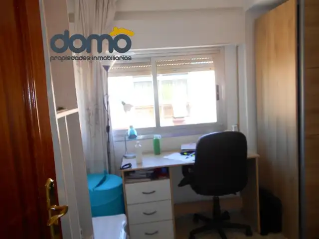 Dormitori de Àtic en venda en Granada amb Moblat, Forn i Rentadora