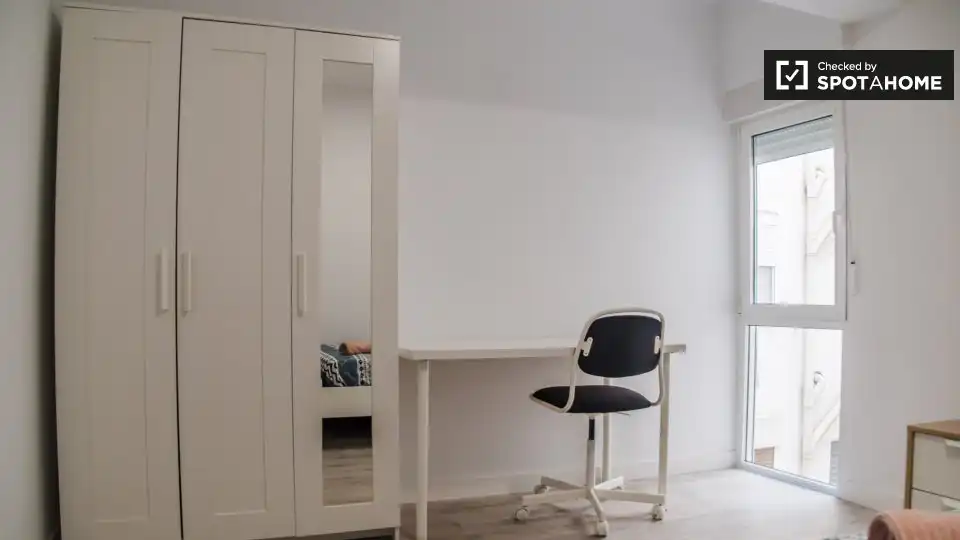 Flat with terrace to rent in Algirós, imagen 17