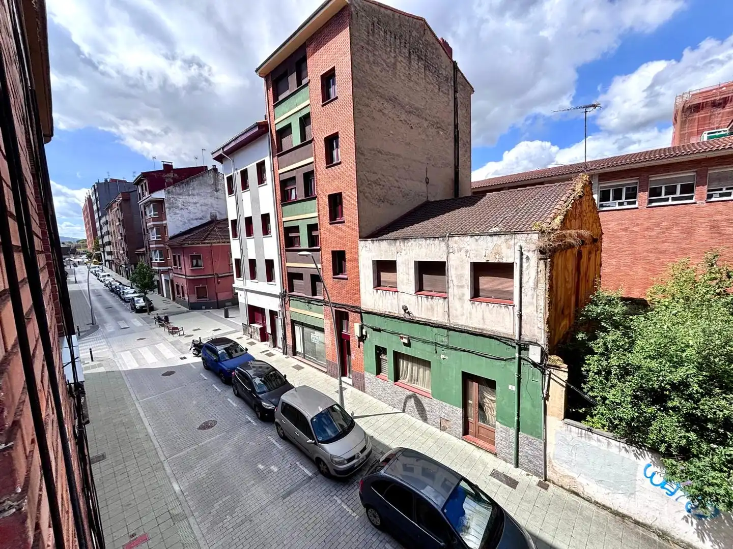 Exterior view of Flat for sale in Gijón   with Parquet flooring, Oven and Washing machine
