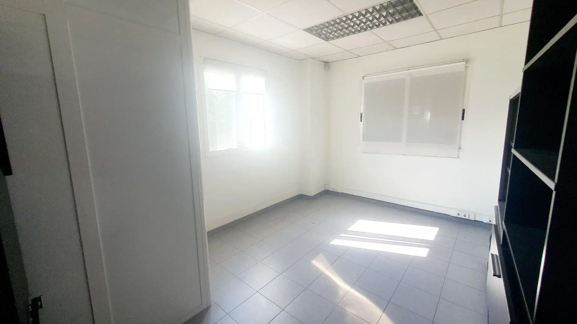 Industrial buildings for sale in Lemoa