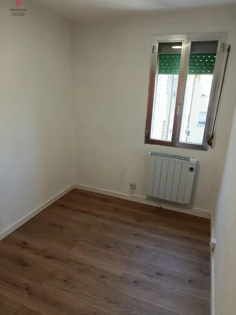 Schlafzimmer von Wohnung zur Miete in Madrid mit Klimaanlage und Heizung