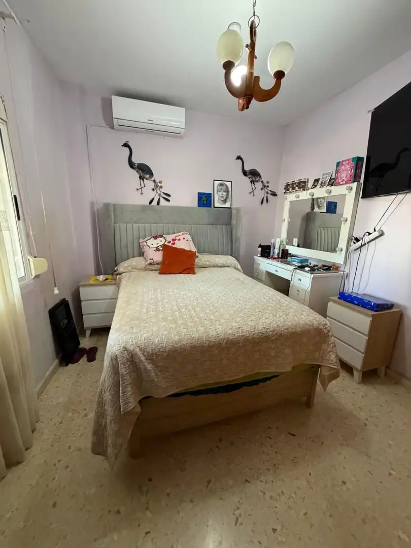 Habitación de Casa o chalet en venta en Mairena del Alcor con Aire acondicionado