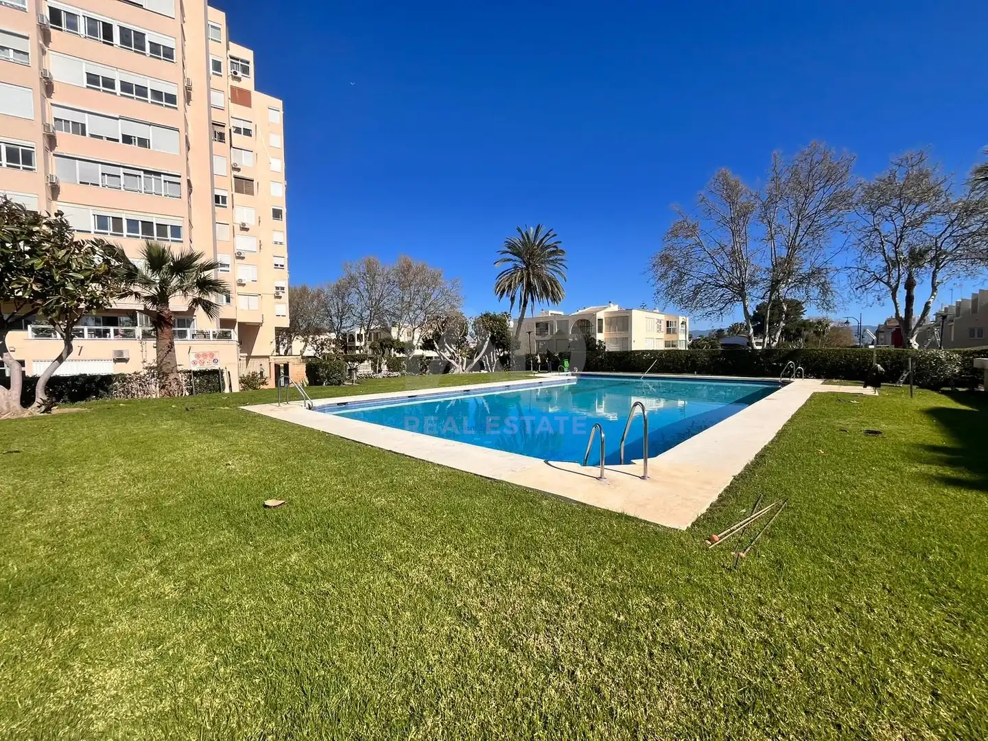 Swimming pool of Flat for sale in Málaga
