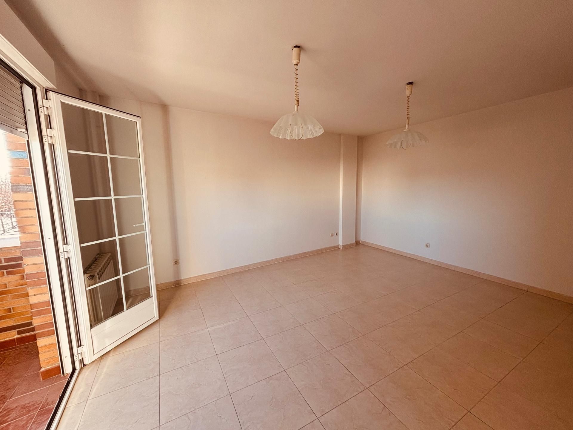 Dining room of Flat for sale in Yuncos  with Air Conditioner, Heating and Balcony