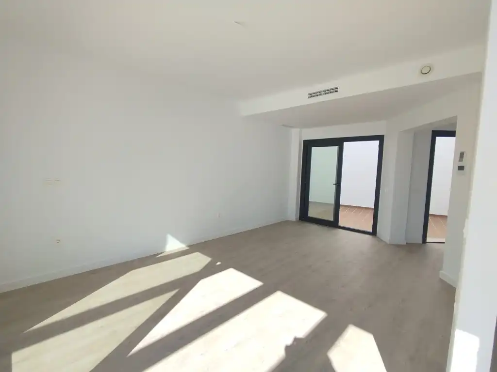 Casa adosada en venta en Torrox con Terraza, Piscina y Piscina comunitaria