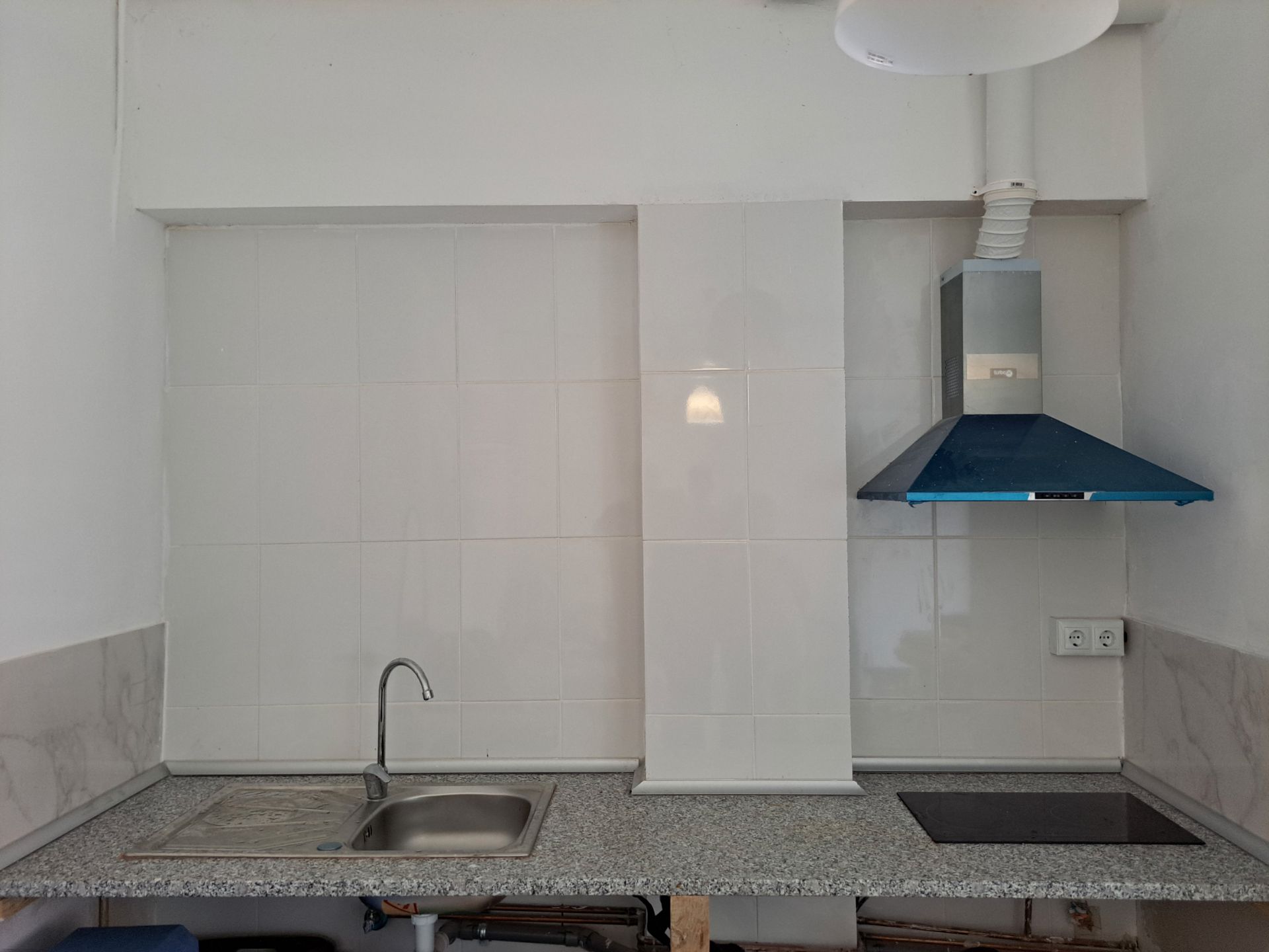 Cuina de Loft en venda en Sant Boi de Llobregat amb Moblat, Microones i TV
