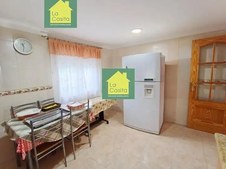 Cuina de Casa o xalet en venda en Albacete amb Aire condicionat, Jardí privat i Traster