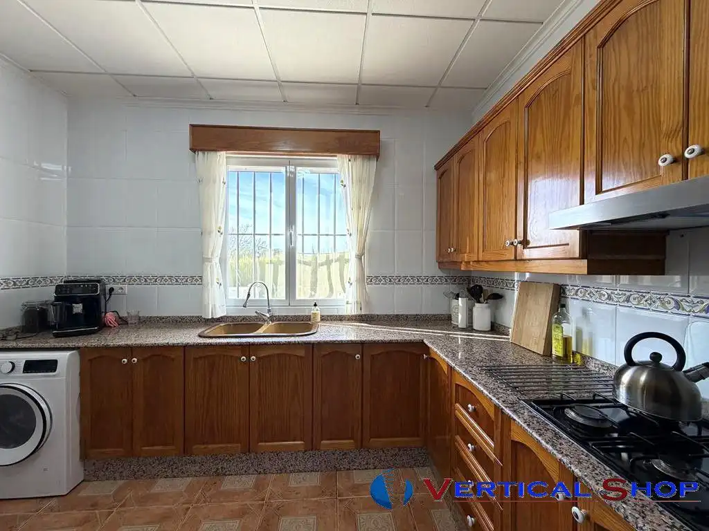 Cuina de Casa o xalet en venda en Caudete amb Aire condicionat