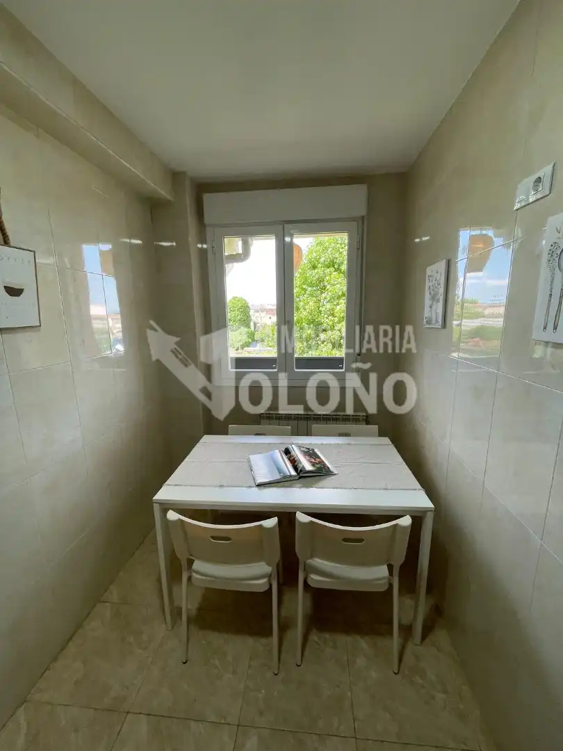 Apartamento en venta en Castañares de Rioja con Calefacción, Terraza y Trastero