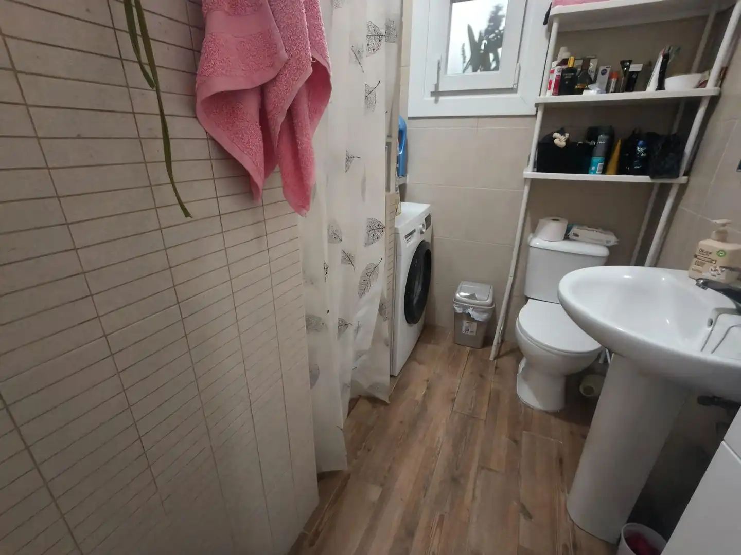 Bathroom of Houses for sale in Chiclana de la Frontera  with Air Conditioner, Swimming Pool and Alarm