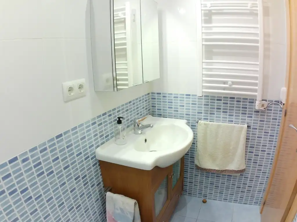 Bany de Pis en venda en Canet de Mar amb Aire condicionat i Balcó