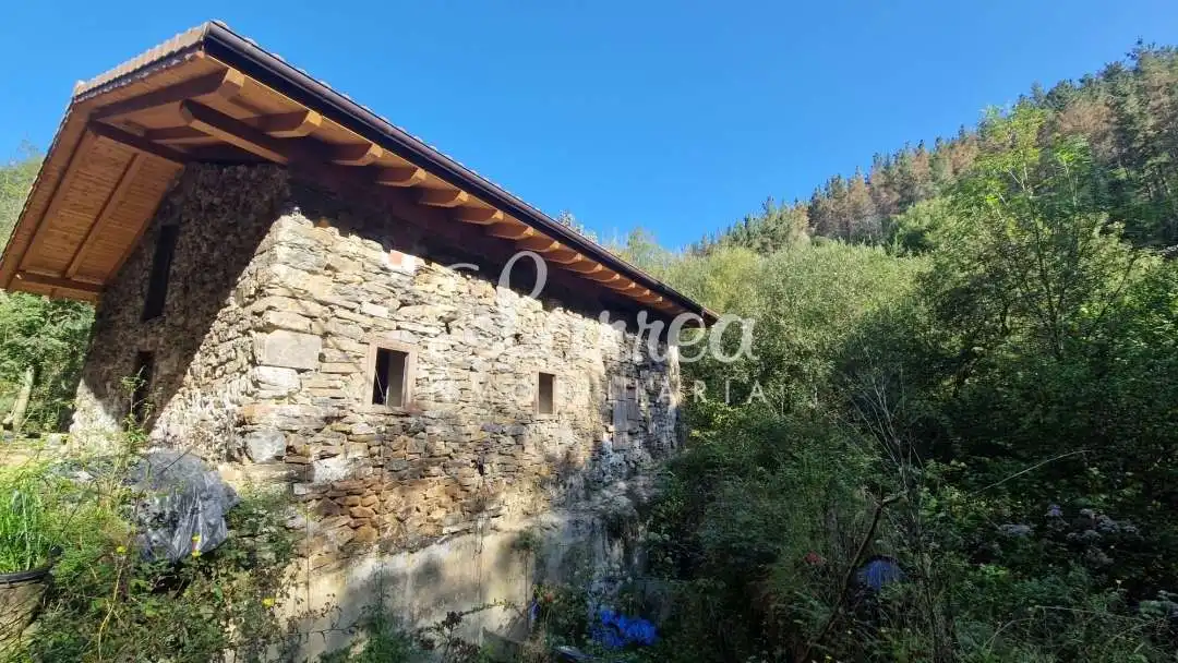 Vista exterior de Finca rústica en venta en Zeanuri con Calefacción