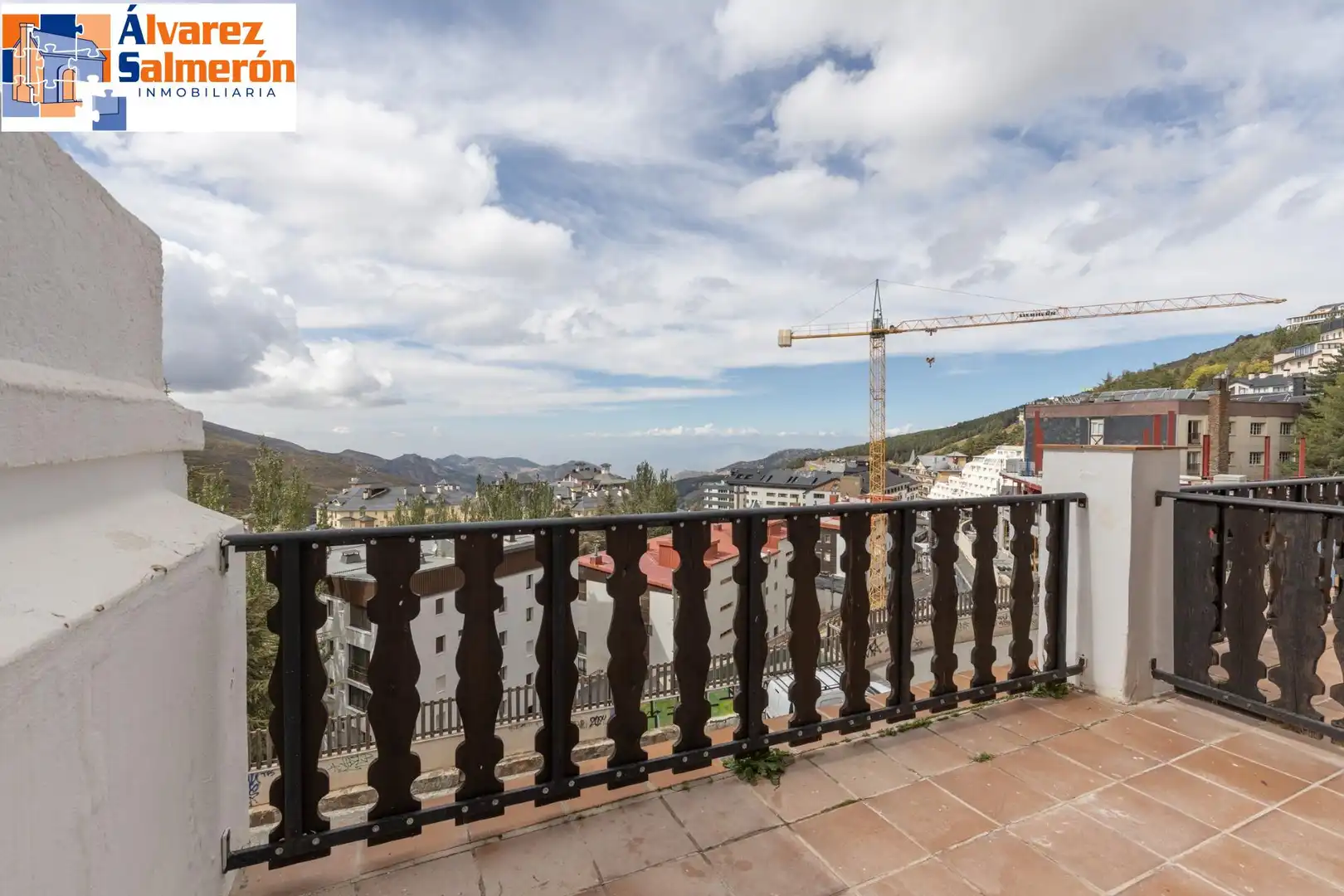 Terrassa de Apartament en venda en Zona baja