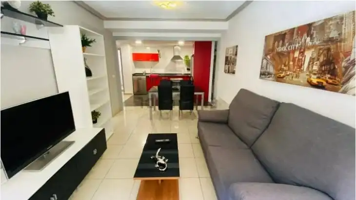 Piso con ascensor en alquiler en Campoamor - Altozano