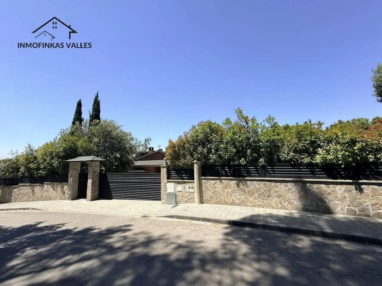 Vista exterior de Casa o chalet en venta en Lliçà de Vall con Aire acondicionado, Calefacción y Jardín privado