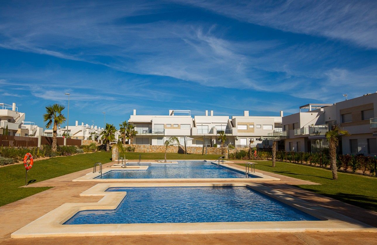 Piscina de Àtic en venda en Orihuela amb Aire condicionat, Calefacció i Terrassa