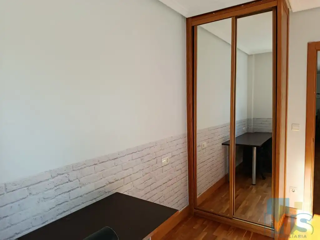 Habitación de Piso en venta en Pasaia con Horno, Lavadora y Microondas