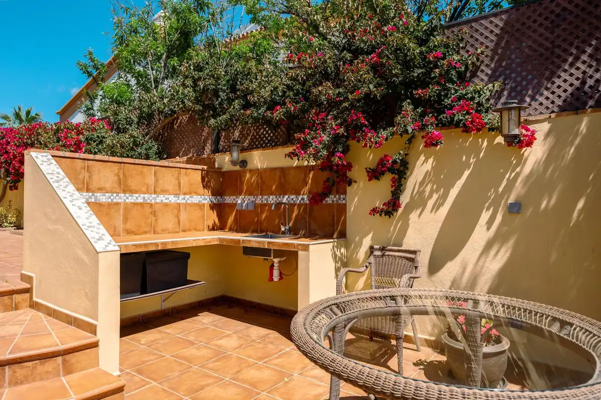 Terrassa de Casa o xalet en venda en Marbella amb Aire condicionat, Terrassa i Traster
