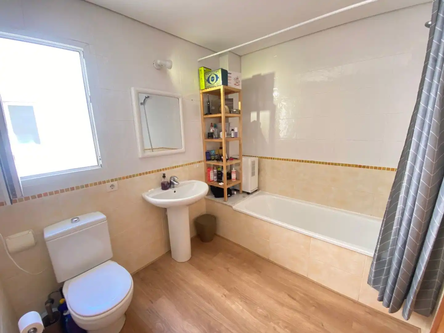 Badezimmer von Wohnungen zum Verkauf in Xaló mit Klimaanlage und Abstellraum