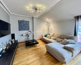 Sala d'estar de Àtic en venda en Seseña amb Terrassa i Traster
