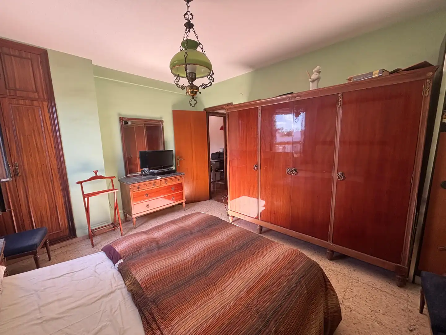 Bedroom of Flat for sale in Sevilla  with Air Conditioner