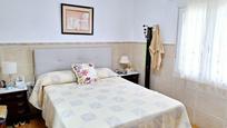 Bedroom of Single-family semi-detached for sale in Villena  with Terrace and Community pool