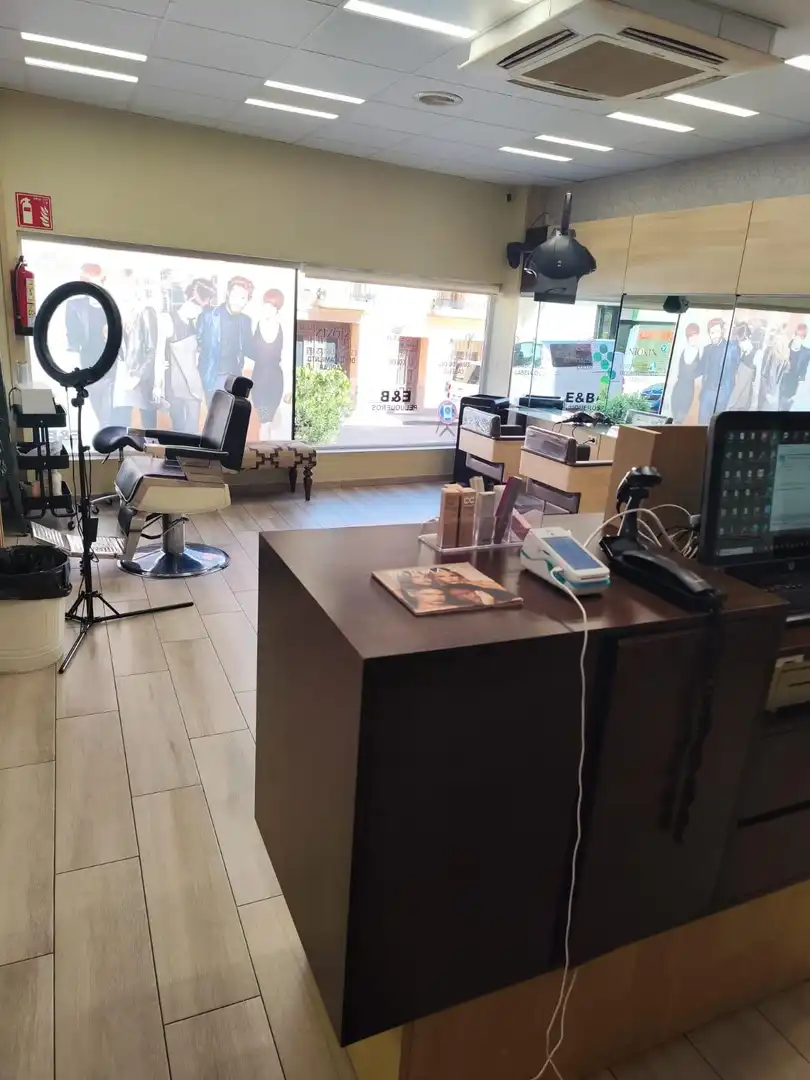 Commercial properties for transfer in Ciempozuelos  with Air Conditioner and Furnished