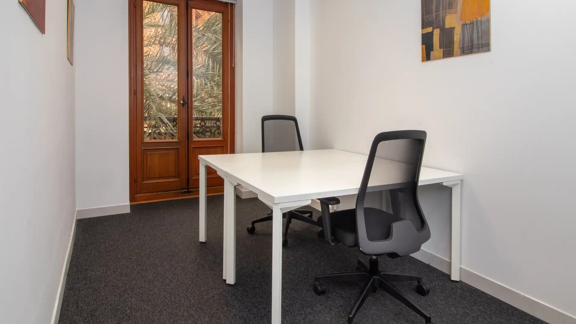 Oficina de lloguer en  Valencia Capital amb Aire condicionat, Calefacció i Moblat