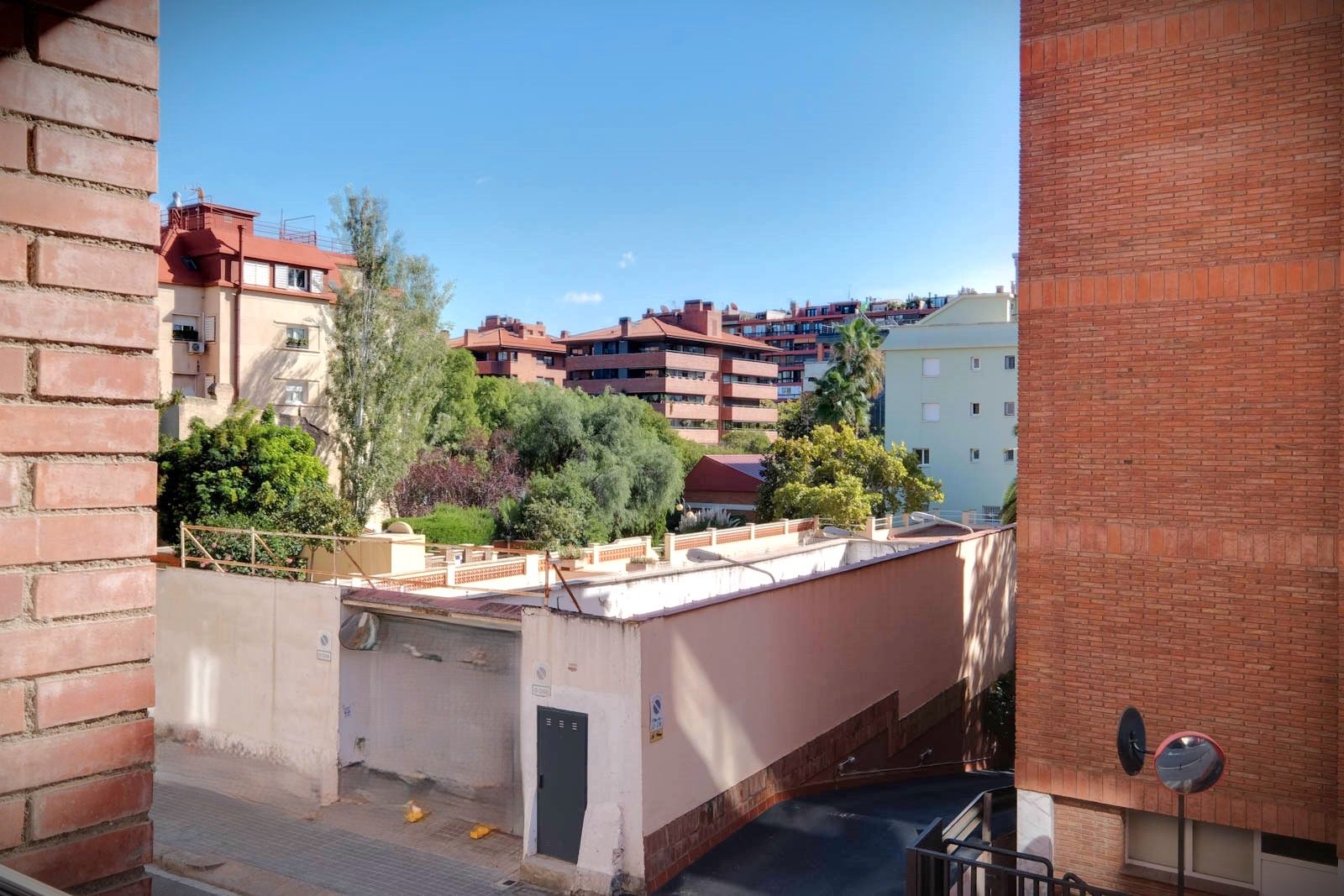 Exterior view of Flat for sale in  Barcelona Capital  with Air Conditioner, Heating and Parquet flooring