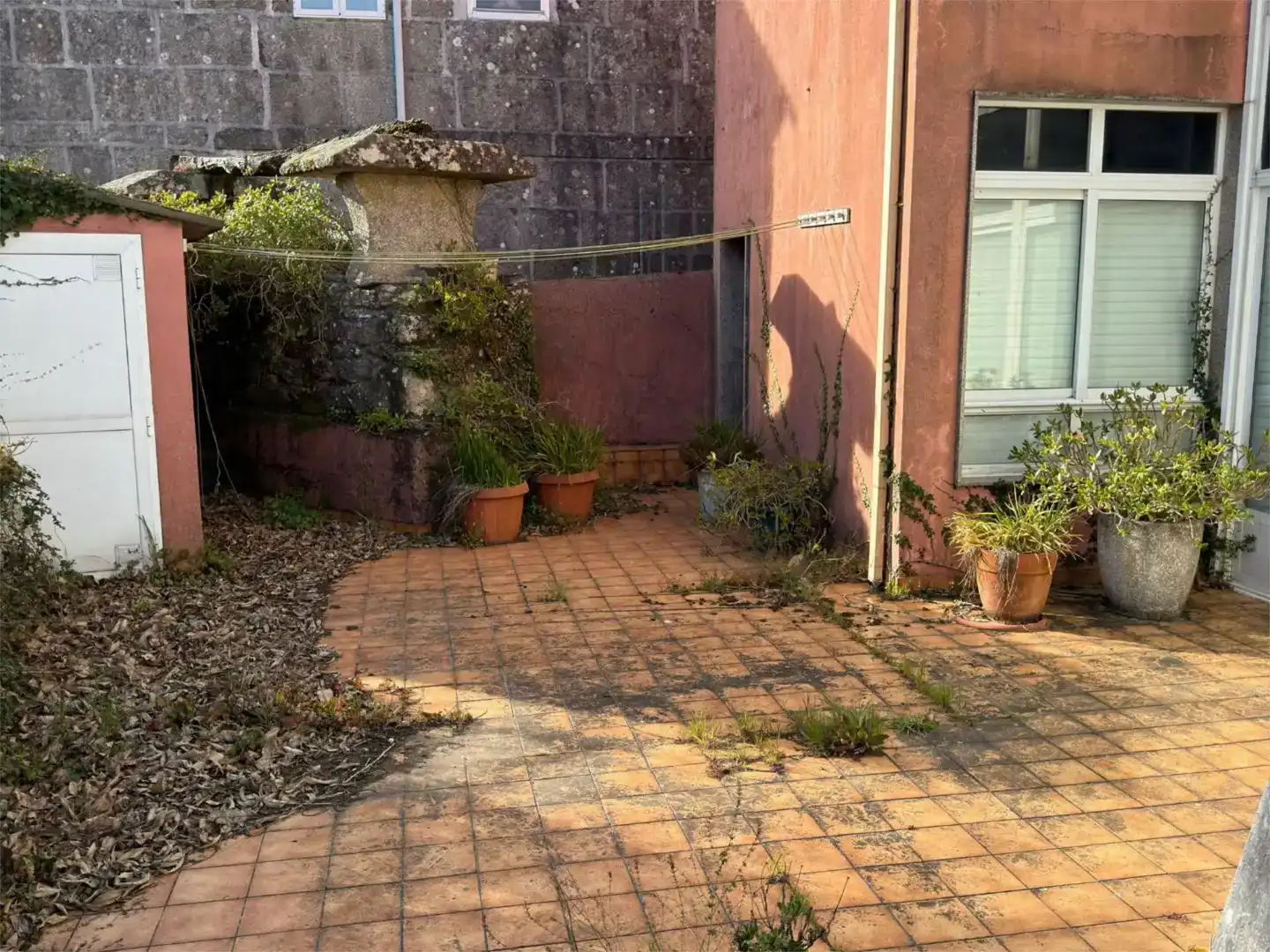Jardí de Casa adosada en venda en Carballedo amb Parquet, Traster i Moblat