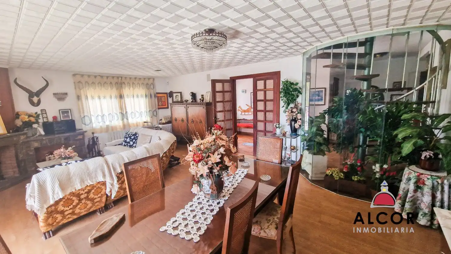 Chalet con jardín en venta en Zona Papa Luna - Platja del Gurugú, imagen 12