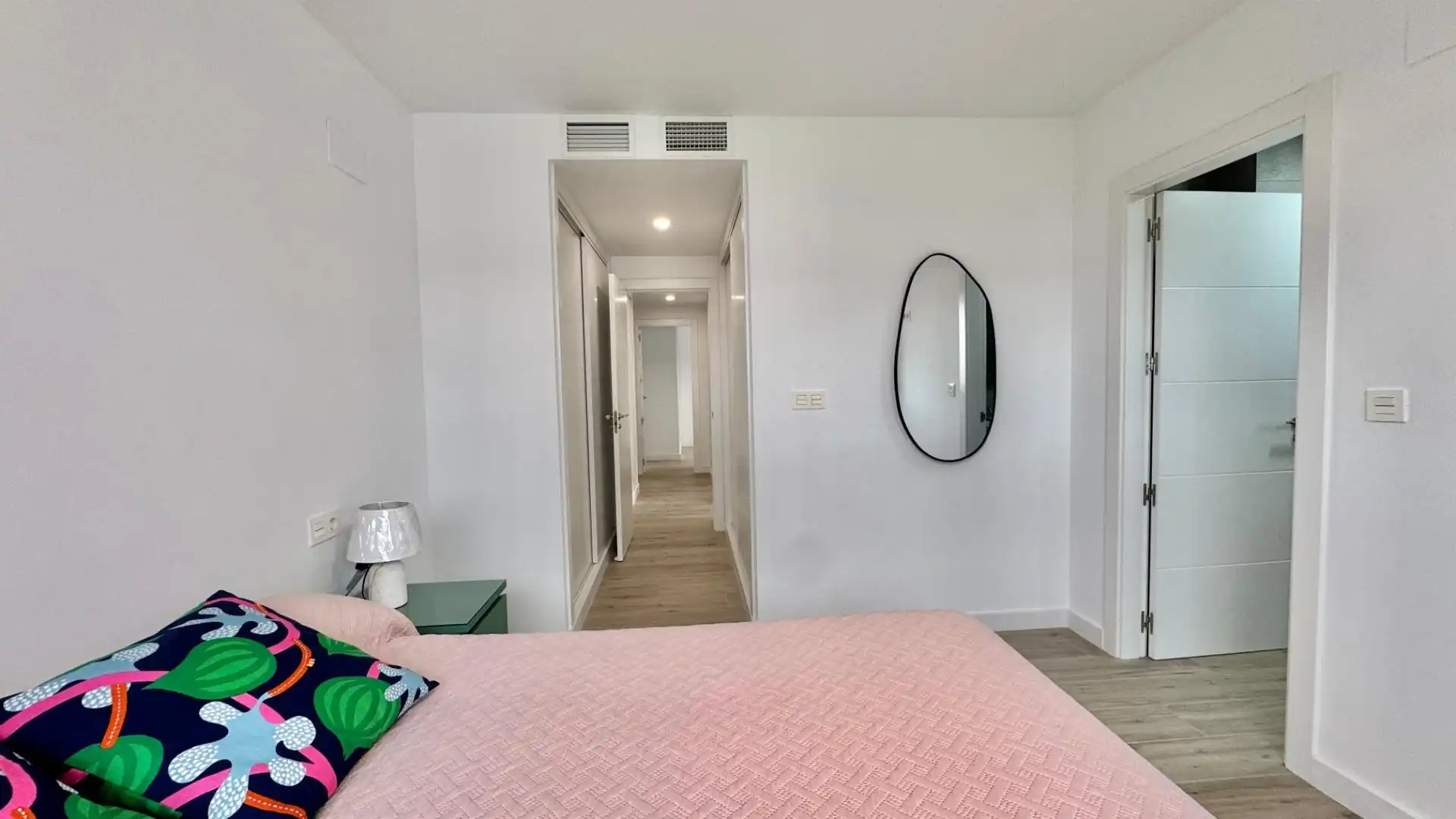 Flat with terrace to rent in Avenida de la Marina Española, imagen 22