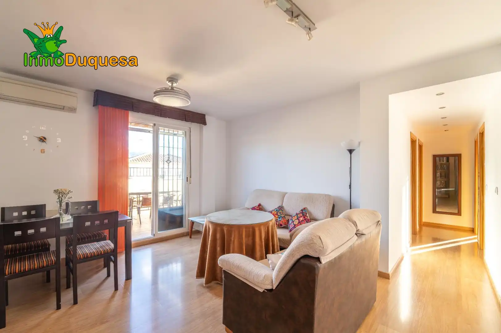 Sala d'estar de Àtic en venda en Armilla amb Aire condicionat, Terrassa i Traster