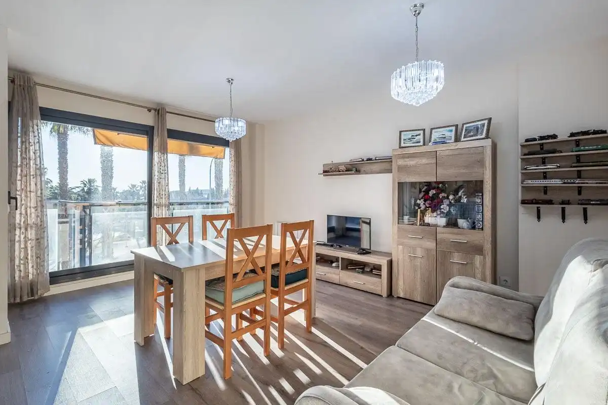 Living room of Flat for sale in Granada  with Heating, Terrace and Storage room